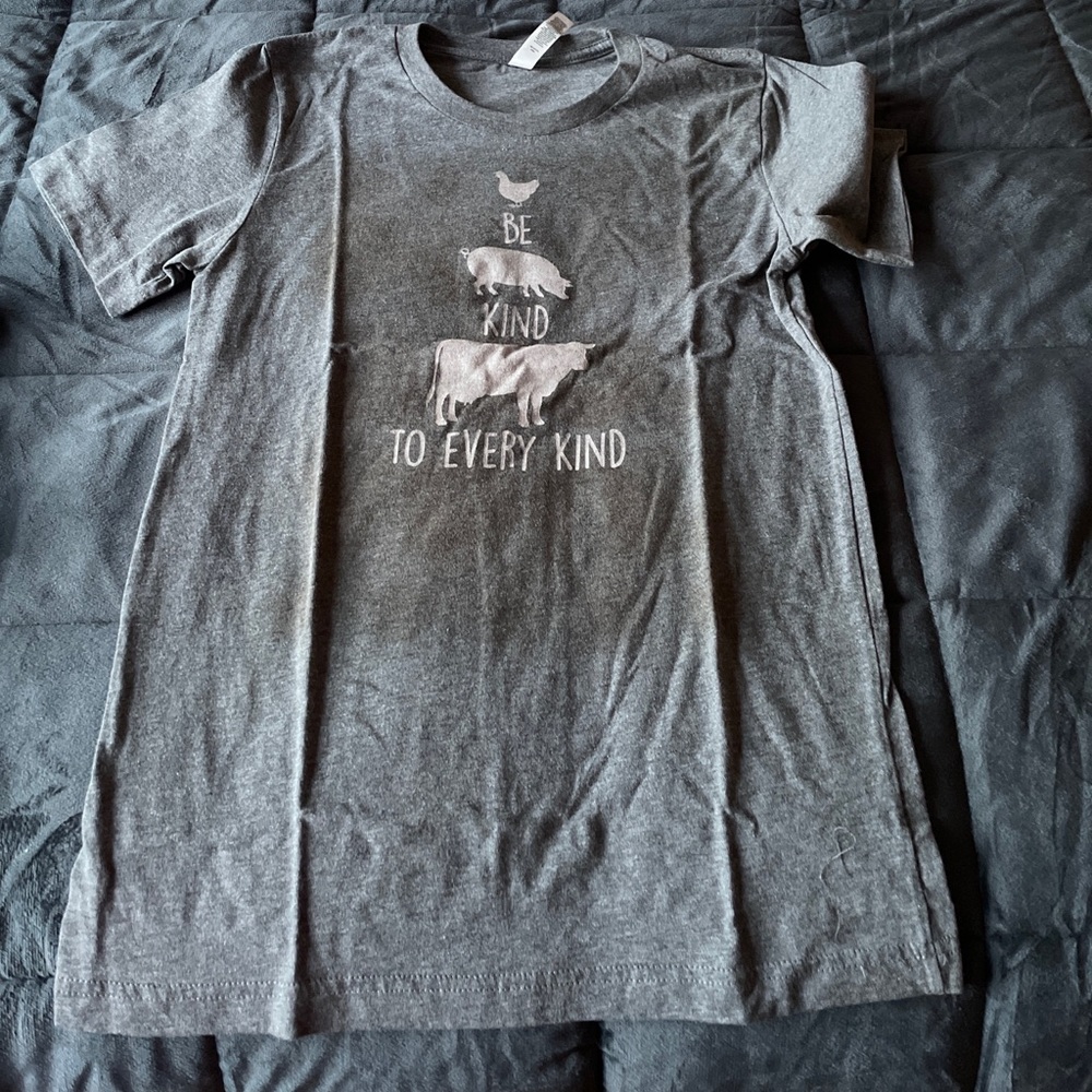 Be Kind to Every Kind Women’s Shirt Size Small